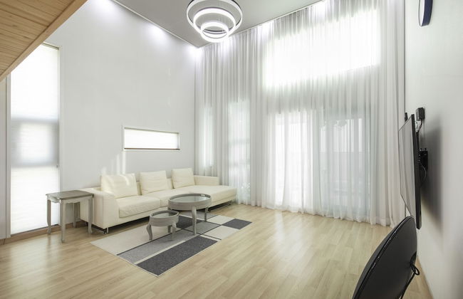 Lim Sea Side Poolvilla Pension - Foto 62