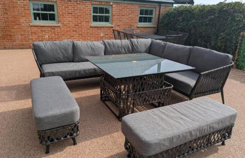 Beautiful Victorian Farmhouse - Foto 41