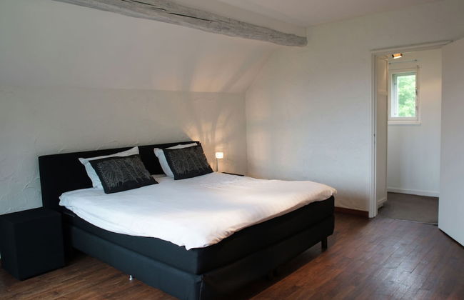 Mansion in Spa Liege With Private Garden - Photo 3