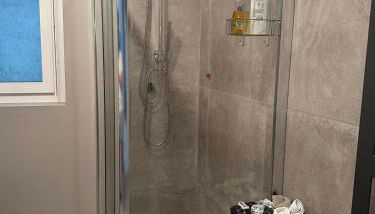 Suite Rose on the lake Arona - Foto 4, towels, Shower