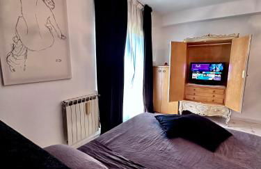 Seb's Flat - Home of the Sun & Colors, Free Wi-Fi , AC, SmartTV - Foto 7