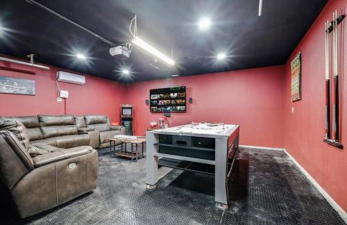 Luxurious 5BR 2BA Holiday Home with Pool, Grill, Sauna & Game Room - Foto 34