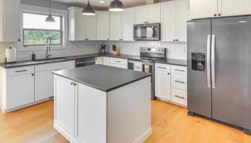 5 Mi to Dtwn, Stunning Views Weaverville Retreat! - Foto 5