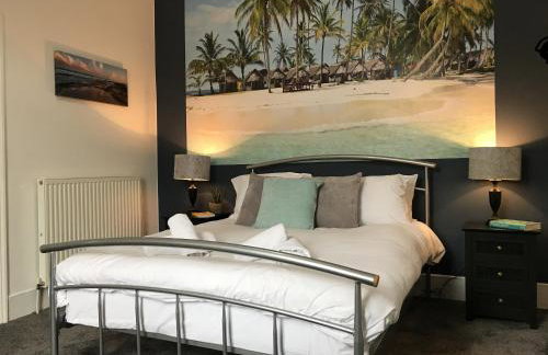 Bright Spacious 3-bed With Office & Patio, Preston - Foto 12