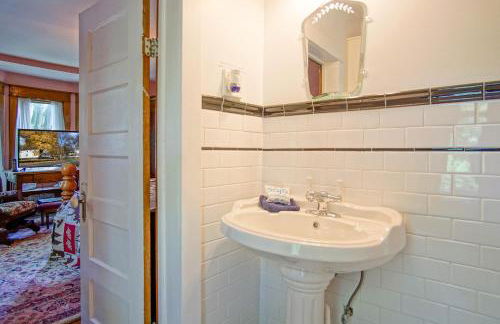 5 Br: Historic Glaab House in Cass, with AC, Amazing Kitchen, Covered Porches, Historical Landmark - Foto 36