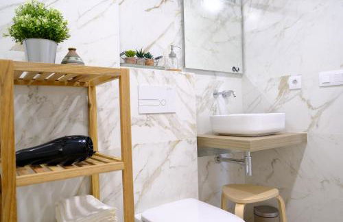 Adarve, con parking y vistas a la muralla - Foto 8