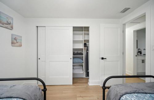 3Bd 2Ba House with Parking Laundry and Large Patio - Foto 32