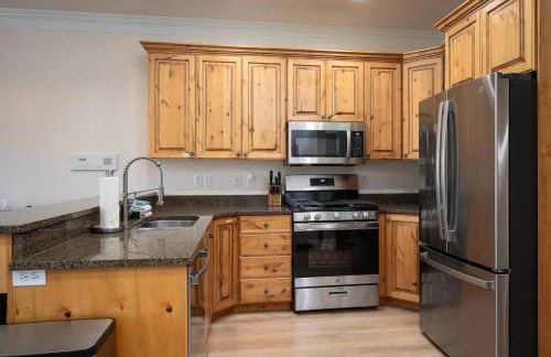 Snowbasin Lakehouse LS27 Ski Getaway Hot Tub - Foto 58