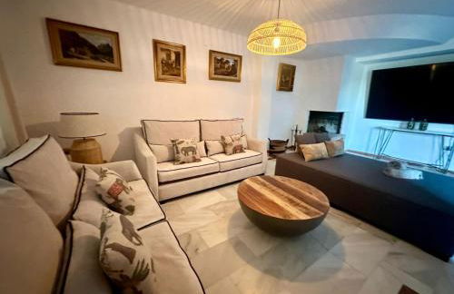 Carmen Home - Photo 3