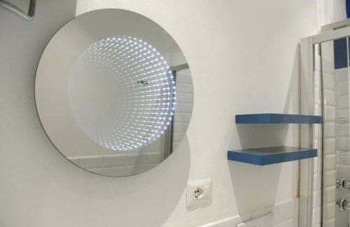 TopFloor apt with furnished terrace near the sea - Photo 29