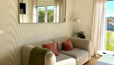 Apartamento Estudio con Wifi, Piscina y Parking - Foto 2