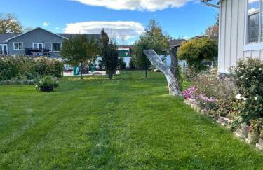 2 whole houses, Fire pit, Game room, feel at home. - Foto 80