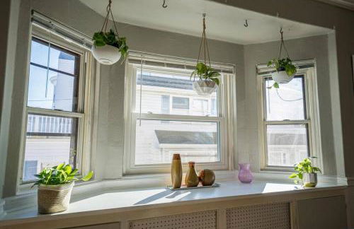 1 Block to Beach - 8BR 5BA Modern Historic Home - Foto 18