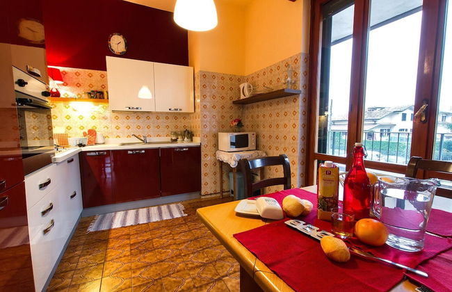 Connie s Apartment in Monvalle - Photo 19