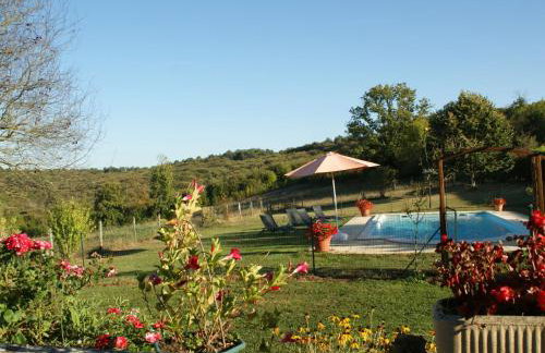 Holiday home with pool, enclosed garden - Foto 8