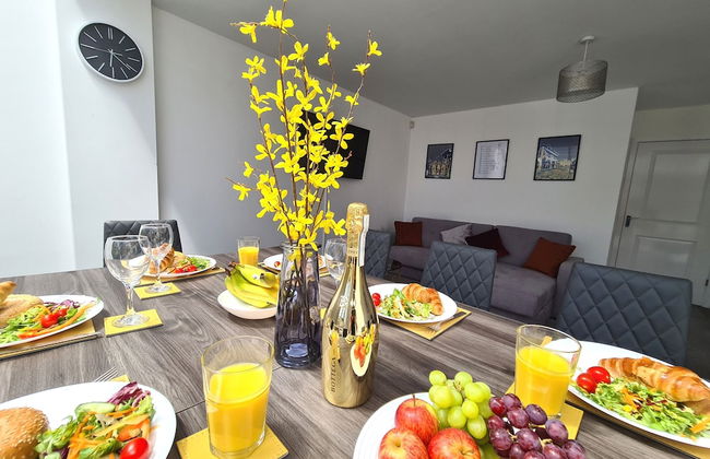 House of 4 Chimneys by Your Lettings UK - Photo 16