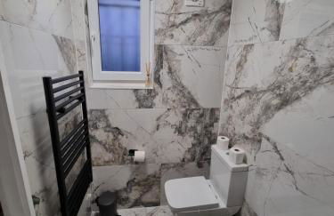 Stylish London Apartment & Free Parking - Foto 14