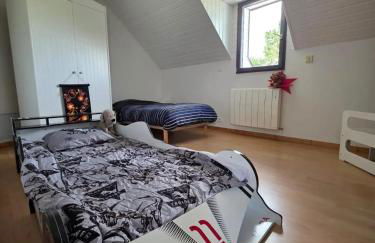 Maison familiale chaleureuse à Saint-Évarzec avec terrasse - Foto 10