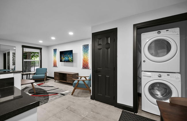 Escape to This Gorgeous new Wilton Manors Villa - Photo 30