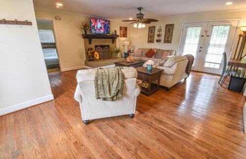 Waterfront Home with Spacious Outdoor Deck Boat Slip - Foto 12