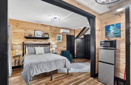 Rustic KY Retreat, Columbia House Unit B apts - Foto 1