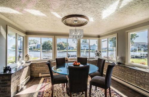 Green Bay Waterfront Home - Foto 7