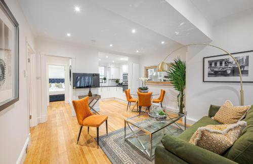 Belgravia Luxe Modern 2BR Steps from Harrods - Foto 10