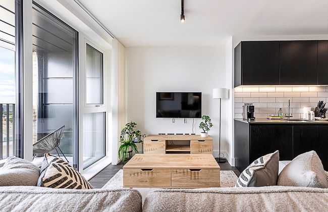 Sky-High Studio with Stunning Views - Foto 3