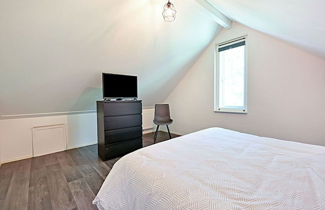 Chalet With Gorgeous View of the Natural Surroundings - Photo 6