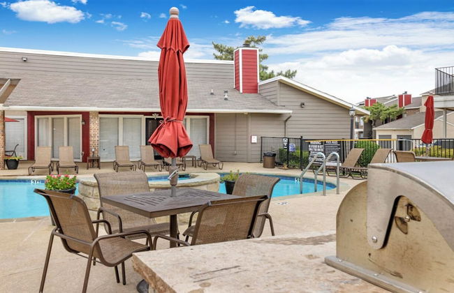 Landing Grand Prairie - Photo 1