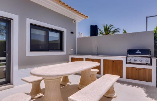 Casa Barakat with Pool and BBQ in Vale do Lobo - Foto 3