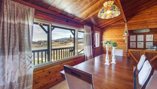 Mtn-View Cabin with Horse Pasture in Koosharem - Foto 5