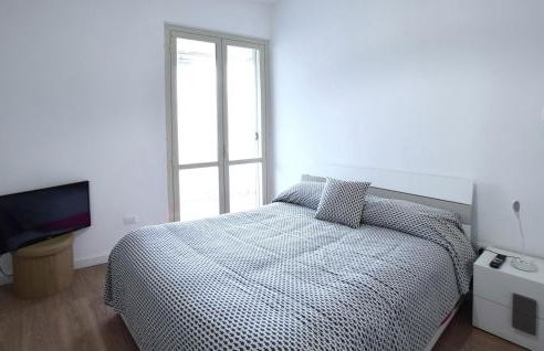 2 Bedroom Cozy Apartment In Staletti - Photo 4