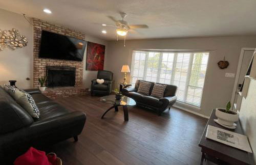 Cozy Townhome 5 Min to Airport - Foto 18