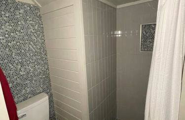 Shangrila Tiny Home near Dove Ridge Winery - Photo 11