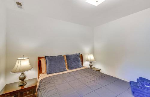 Pet Friendly with Fire Pit Walk to the Beach! - Photo 22