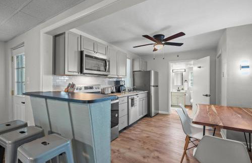 Bloomfield, Pittsburgh Bright and Spacious TWO Bedroom Apt with Free Parking - Foto 7