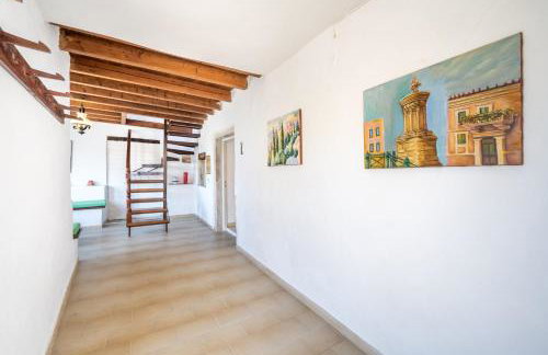 Priest's Traditional Mansion - Photo 22