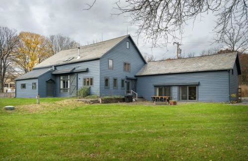 Chic Barn House with Pool - Foto 43