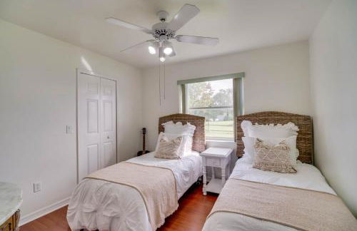 Port St Lucie Canal-Front Home with Heated Pool! - Foto 17