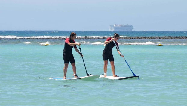 Curso de paddle surf en Caleta de Fuste - Foto 2