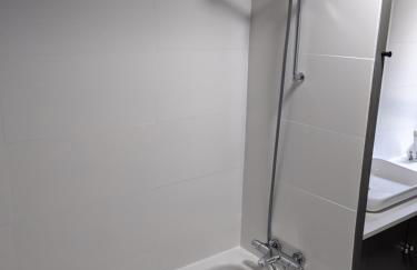 Central Hawick spacious stylish flat with log burner - Foto 10