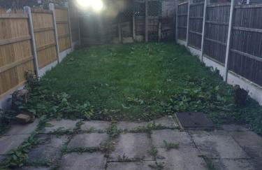 New 4bedroom house near Manchester Airport - Photo 7