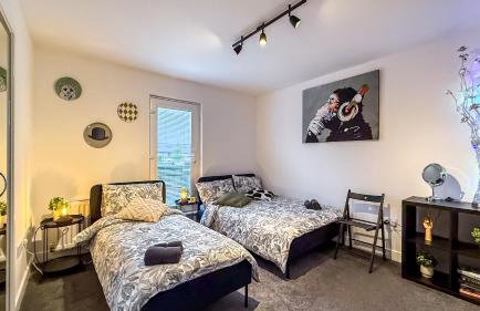 New Modern Detached House with 5bdr Glasgow - Foto 10