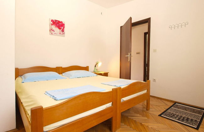 Apartment 1669 - Photo 7