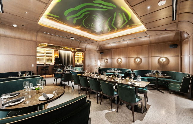 Ultimate Elegance Studio with Panoramic City Views - Foto 80