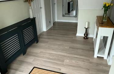 Home in Wirral - Peaceful Contemporary Gem. - Foto 14