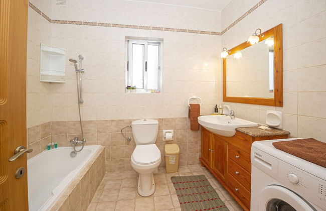 Spinola Bay Apartment by Getaways Malta - Foto 29