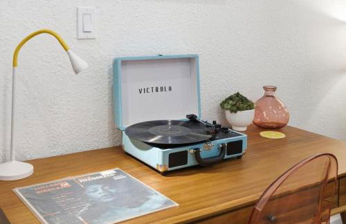 The Ella Stylish King Studio in LaVilla Pool - Photo 16