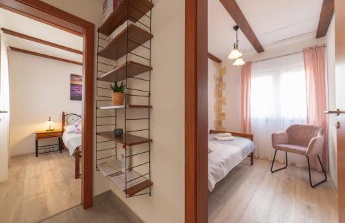 Serene Retreat Holiday Home With Pool - Foto 35